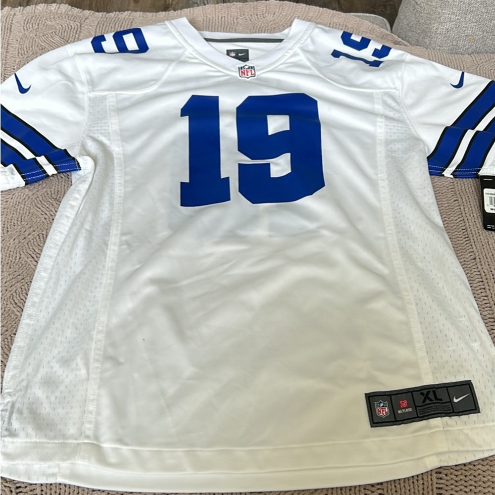 NWT Nike youth XL